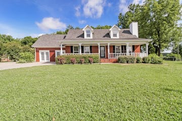 2302 Miranda Dr Murfreesboro, TN 37129